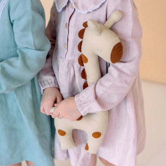 OMGboutique- Plush Giraffe